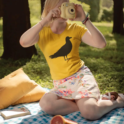 minimalist seagull t-shirt from Infinitees