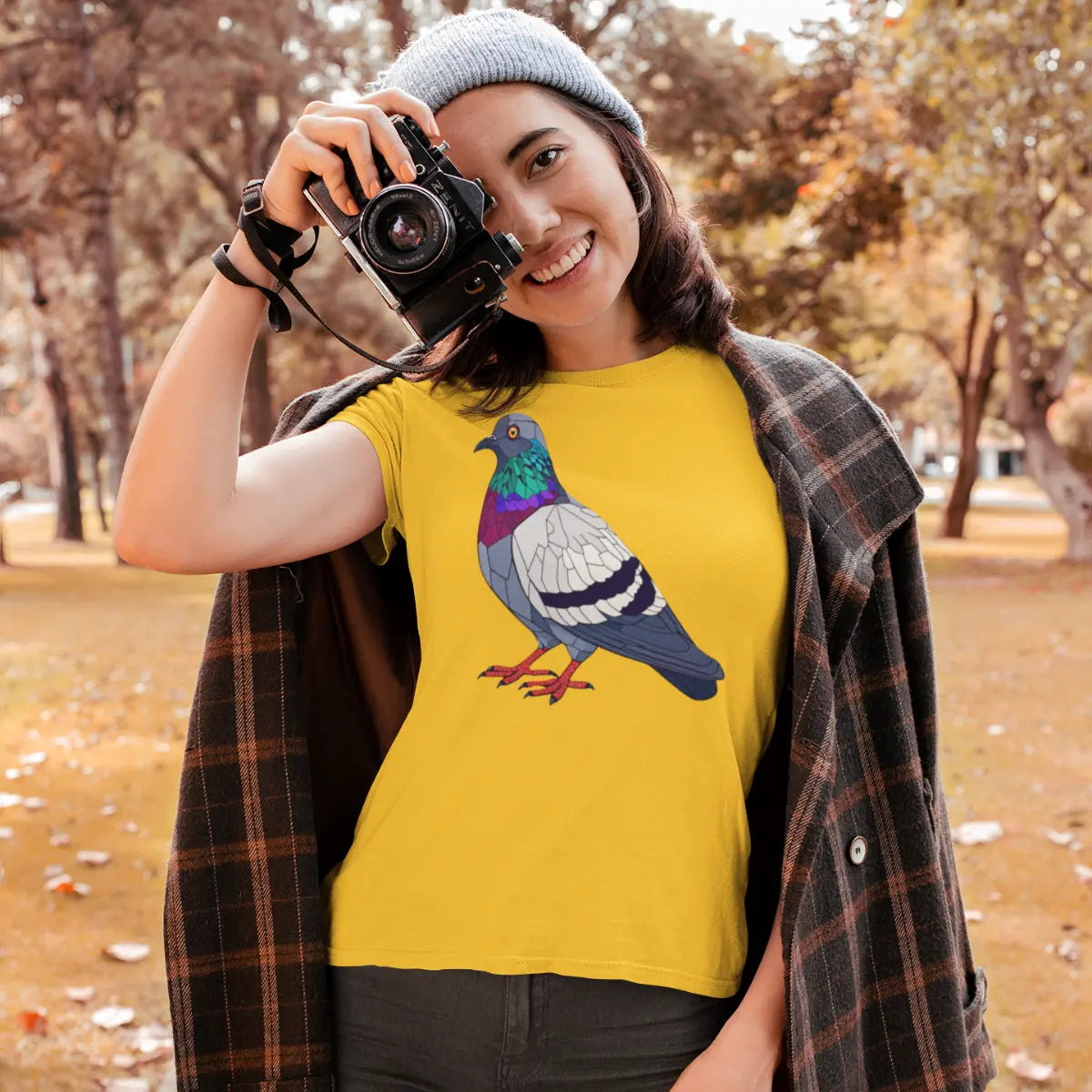 Geometric pigeon t-shirt in yellow from Infinitees